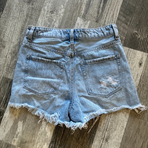 Vervet Blue Women's denim shorts (S) - Picture 2 of 3